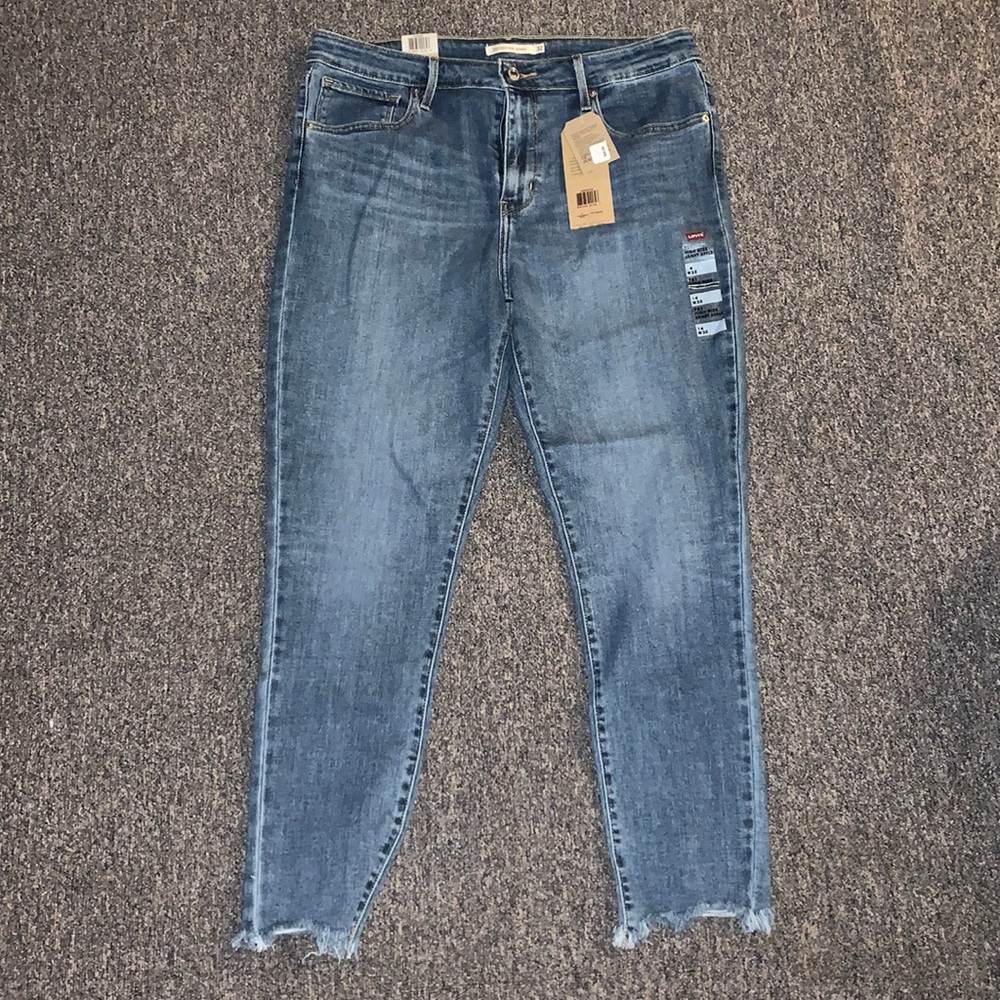 Levi’s 721 High-rise skinny ankle jeans